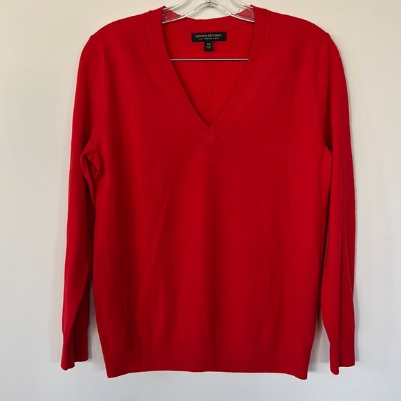 Banana Republic 100% Marino wool sweater - Picture 1 of 6